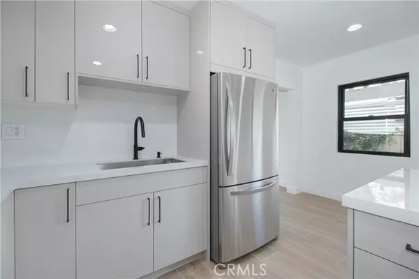 Panorama City (los Angeles), CA 91402,8143 Hazeltine