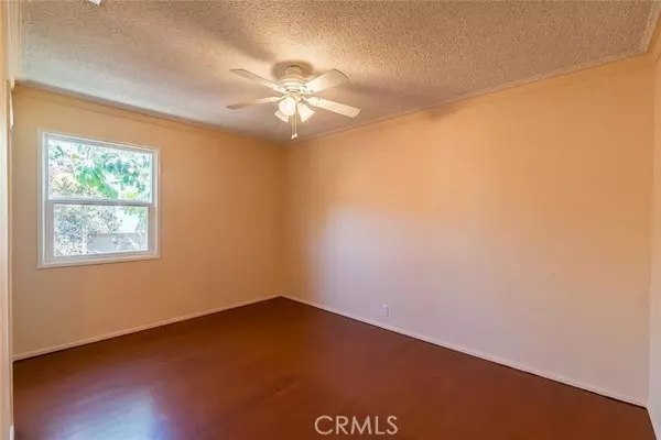 North Hollywood (los Angeles), CA 91605,7702 Ben Avenue