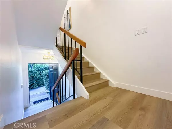 Sherman Oaks, CA 91401,5255 Coldwater Canyon Avenue #D