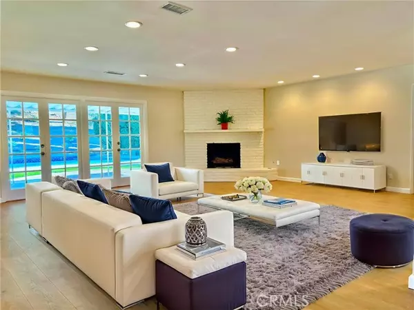 7063 Middlesbury Ridge Circle, West Hills (los Angeles), CA 91307