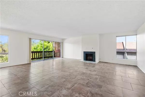 Sherman Oaks, CA 91403,5115 Kester #202