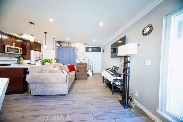 Newbury Park (thousand Oaks), CA 91320,639 Avenida Del Platino