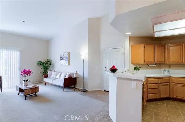 Oak Park, CA 91377,5805 Oak Bend #302