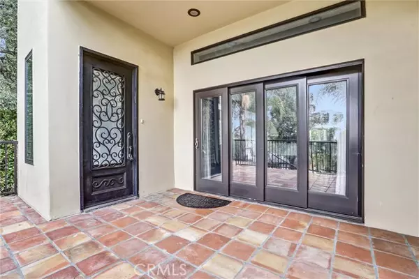 Woodland Hills (los Angeles), CA 91364,22202 Avenue San Luis