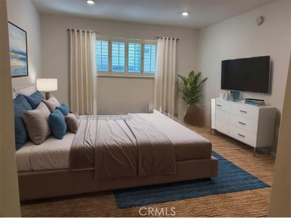 Los Angeles, CA 90068,6702 Hillpark Drive #308