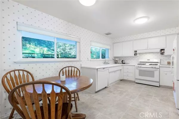 Encino (los Angeles), CA 91436,17005 Escalon Drive