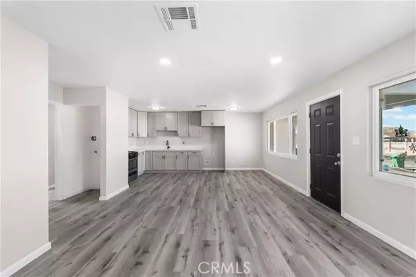 Lancaster, CA 93534,638 W Avenue H