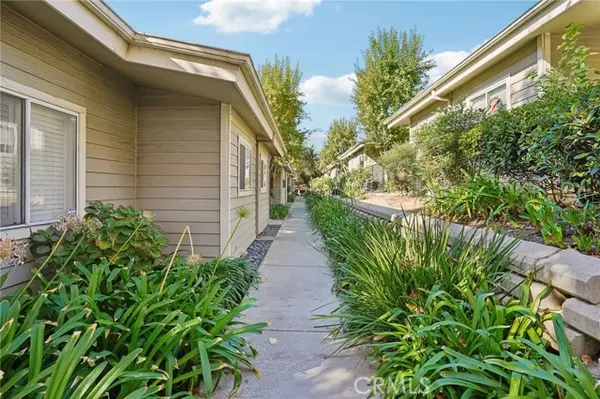 Sylmar (los Angeles), CA 91342,11377 Osborne Place #13