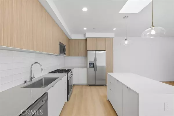 12078 Guerin Street #207, Studio City (los Angeles), CA 91604