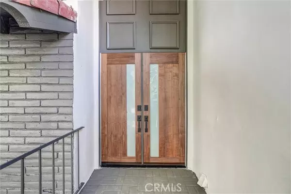 Calabasas, CA 91301,27064 Esward Drive