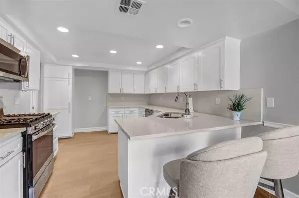 Calabasas, CA 91302,23024 Park Sorrento