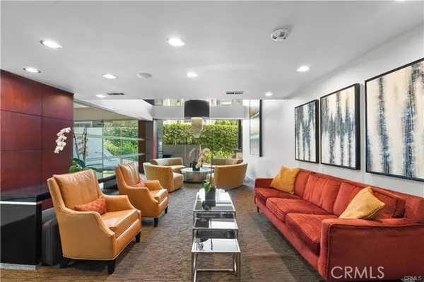 Los Angeles, CA 90046,7250 Franklin #406