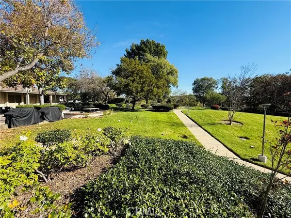 La Mirada, CA 90638,13212 La Jolla #307B