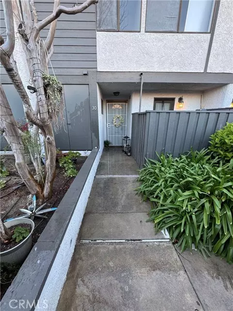 Porter Ranch (los Angeles), CA 91326,11311 Tampa #30