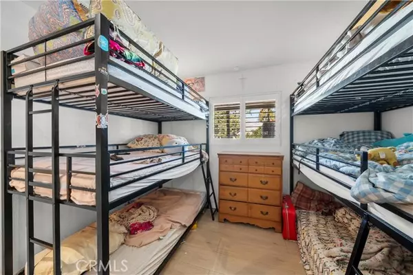 Santa Paula, CA 93060,318 Sycamore Street