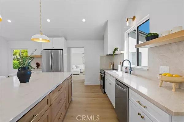 Thousand Oaks, CA 91360,226 Tennyson