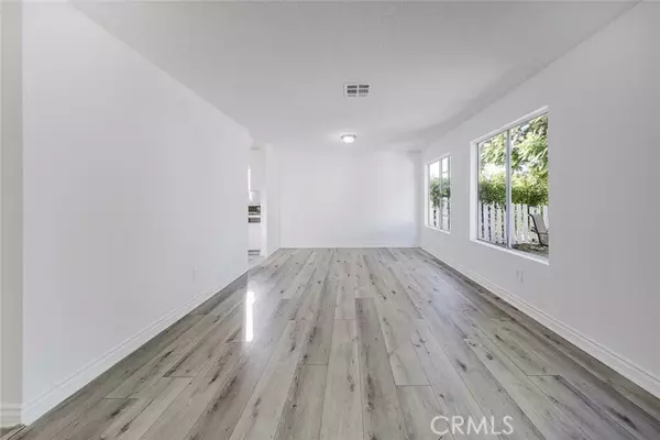 North Hollywood (los Angeles), CA 91606,6046 Fair Avenue