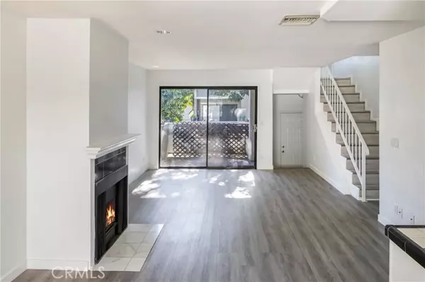 North Hills (los Angeles), CA 91343,9144 Burnet #31