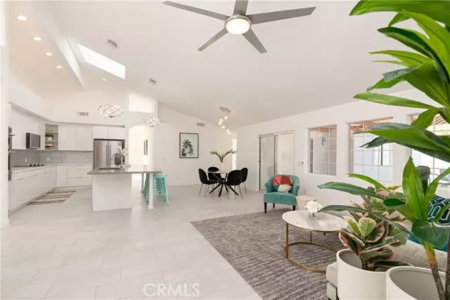 La Quinta, CA 92253,53245 Avenida Martinez