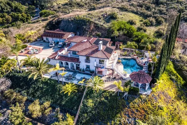 Poway, CA 92064,18047 Old Coach Road