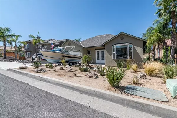 29629 Longhorn Drive, Canyon Lake, CA 92587