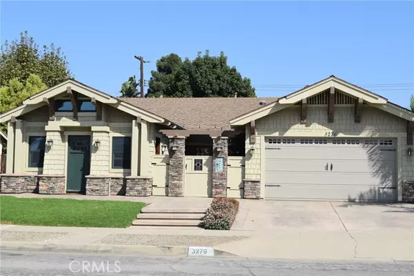 3276 Dakota Avenue, Costa Mesa, CA 92626