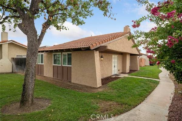330 King Court, Hemet, CA 92543