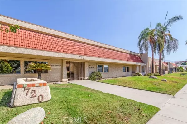 720 E Latham Avenue, Hemet, CA 92543