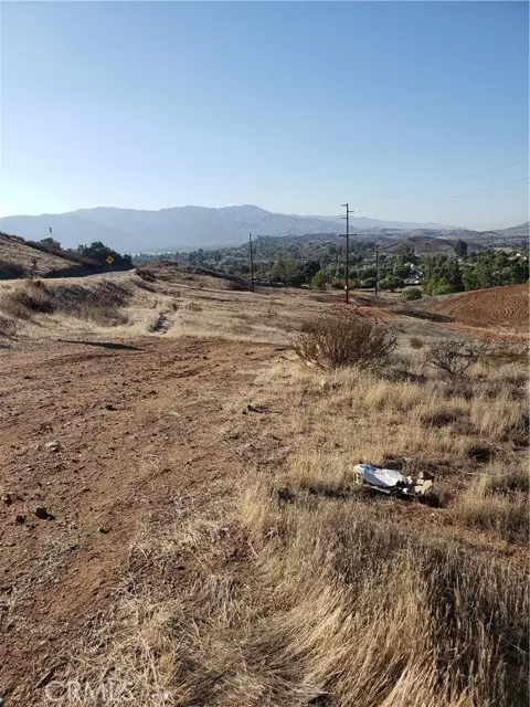 Lake Elsinore, CA 92530,22 E Franklin St