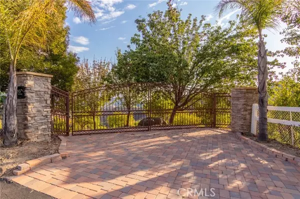 Temecula, CA 92590,44945 Palladian Court