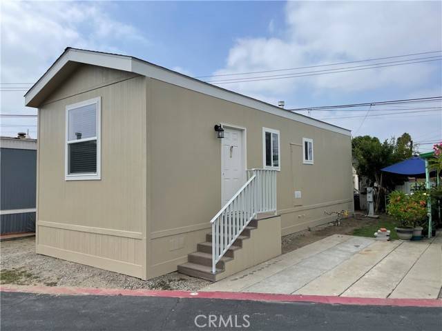 Bell Gardens, CA 90201,5678 Shull Street #28