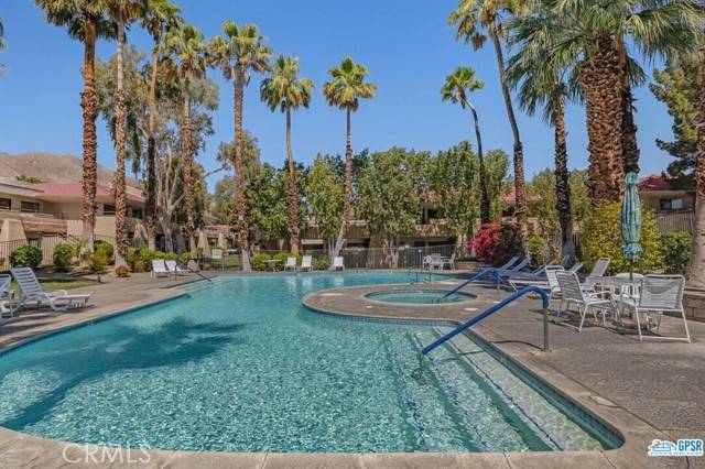 2810 N Arcadia Court #111, Palm Springs, CA 92262