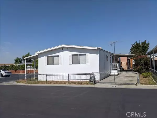 Fontana, CA 92336,7908 Tokay Avenue #95