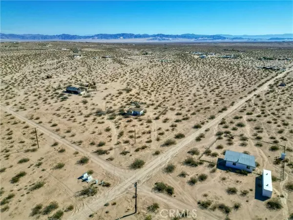 Joshua Tree, CA 92252,0 Mt. Shasta