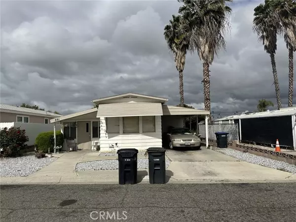 881 Santa Clara Circle, Hemet, CA 92543