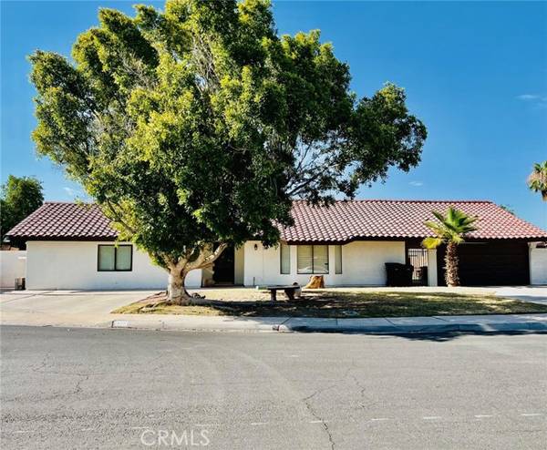 805 Sobke Court, Calexico, CA 92231