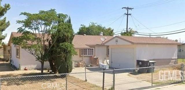 2812 Wilson Road, Bakersfield, CA 93304