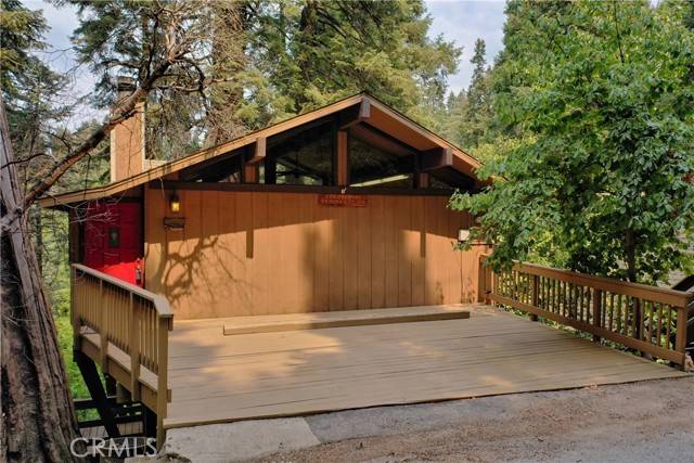 834 Oakmont Lane, Lake Arrowhead, CA 92352