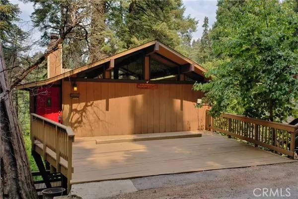 834 Oakmont Lane, Lake Arrowhead, CA 92352