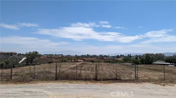 Murrieta, CA 92562,7 Juniper