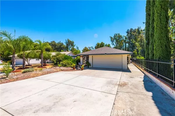 30601 Moontide Court, Temecula, CA 92592