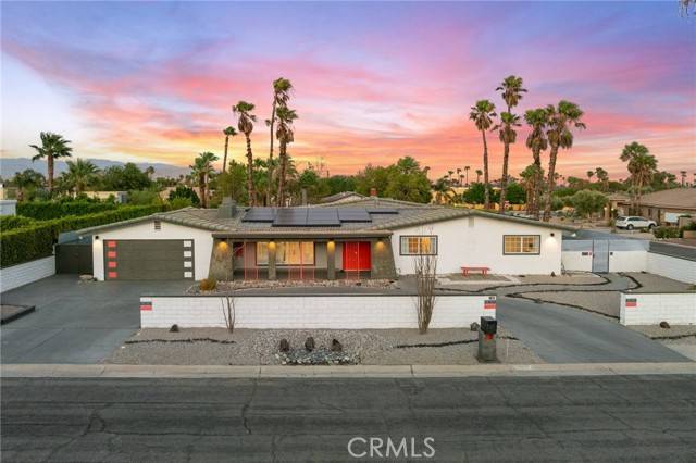 2306 Acacia Rd E, Palm Springs, CA 92262