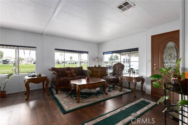 Hemet, CA 92545,601 N Kirby Street #76