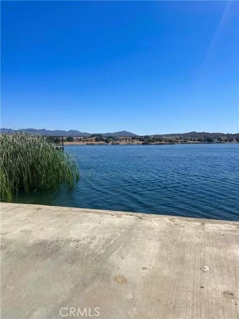 Aguanga, CA 92536,369 Lakeshore