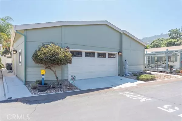 Escondido, CA 92026,8975 Lawrence Welk Drive #59