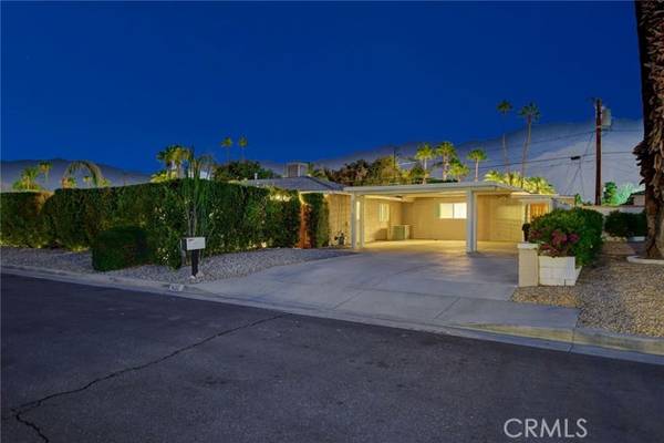 657 S Mountain View Drive, Palm Springs, CA 92264