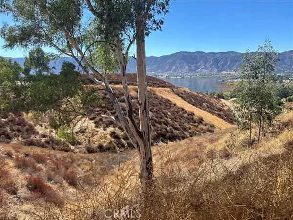 Lake Elsinore, CA 92530,0 Skyline Drive