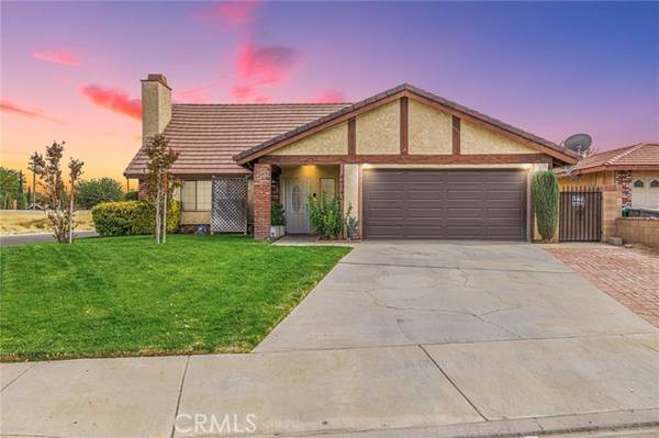 44940 Laszlo Street, Lancaster, CA 93534