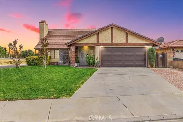 44940 Laszlo Street, Lancaster, CA 93534