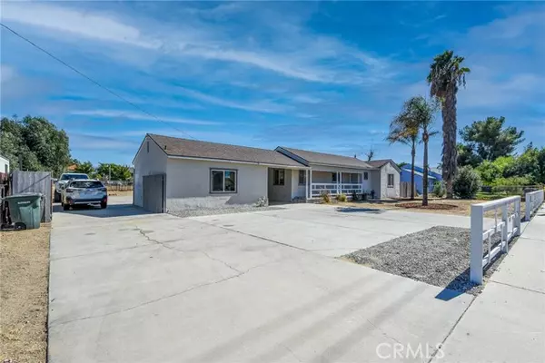 Hemet, CA 92543,248 N Palm Avenue